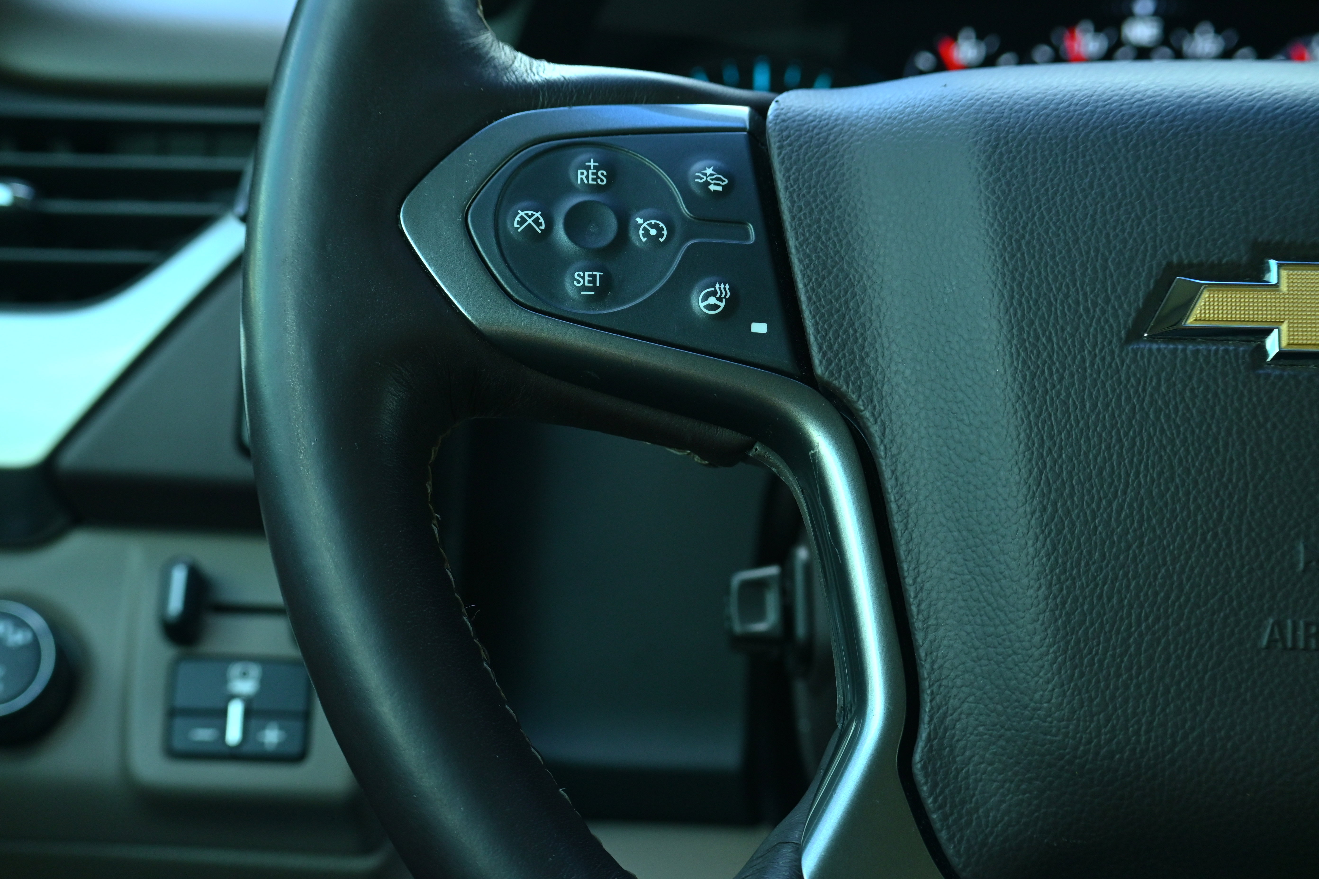 Used 2019 Chevrolet Tahoe Premier image 25