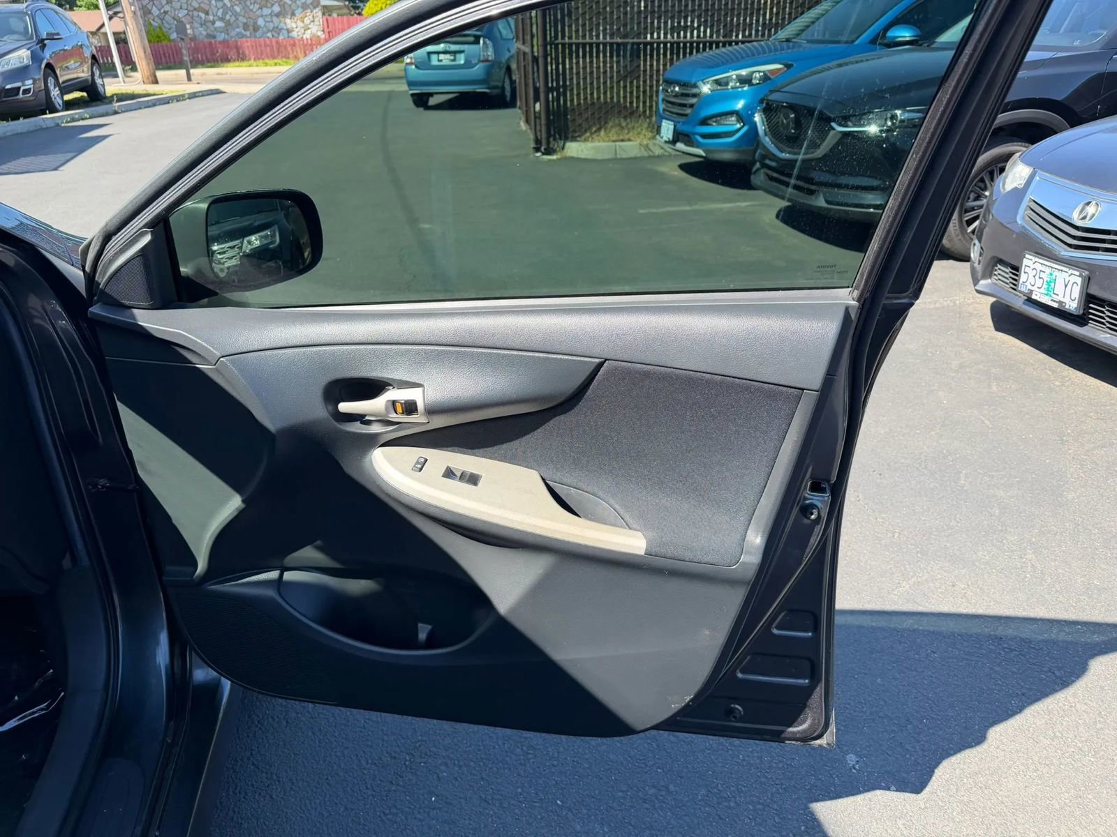 Used 2011 Toyota Corolla S FWD image 12
