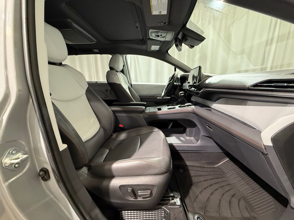 Certified 2023 Toyota Sienna XSE w/ XSE Plus Package AWD/4WD image 25