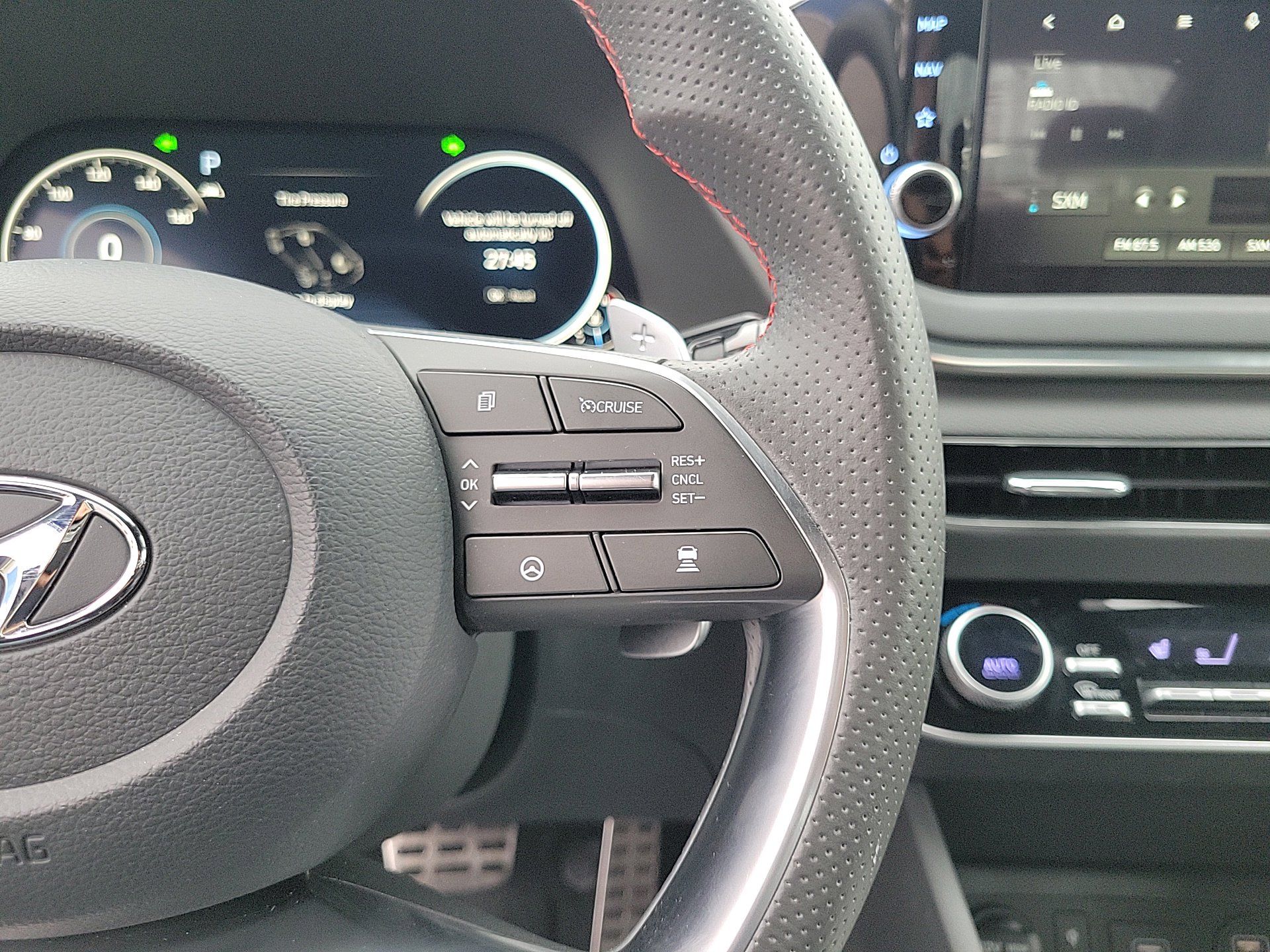 Used 2022 Hyundai Sonata SEL Plus w/ Preferred Accessory Package image 23