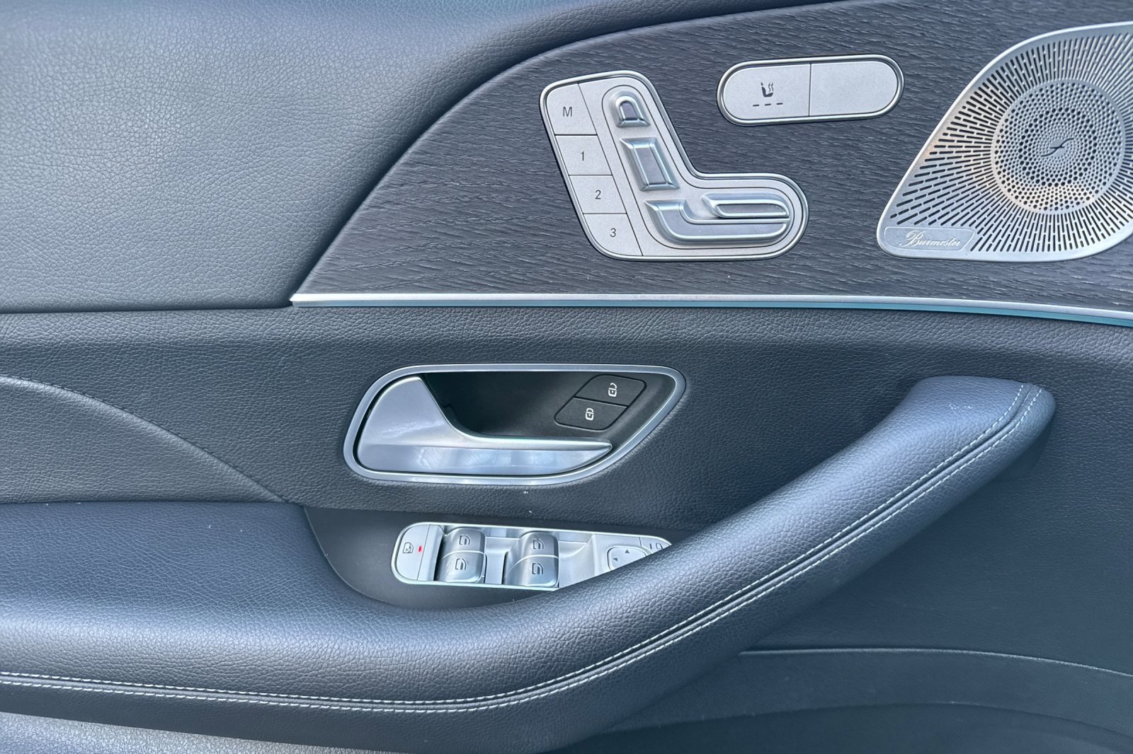 Used 2022 Mercedes-Benz GLE 350 4MATIC image 11