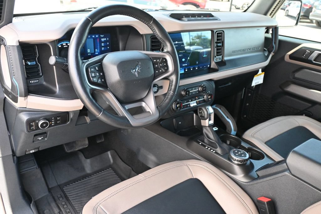 Used 2023 Ford Bronco Wildtrak AWD/4WD image 17