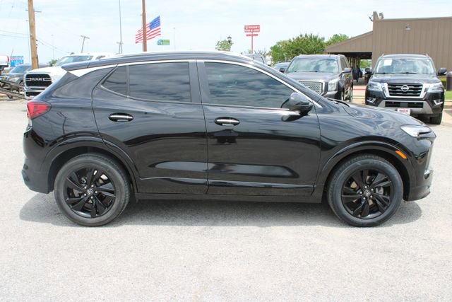 Used 2024 Buick Encore GX Sport Touring FWD image 4