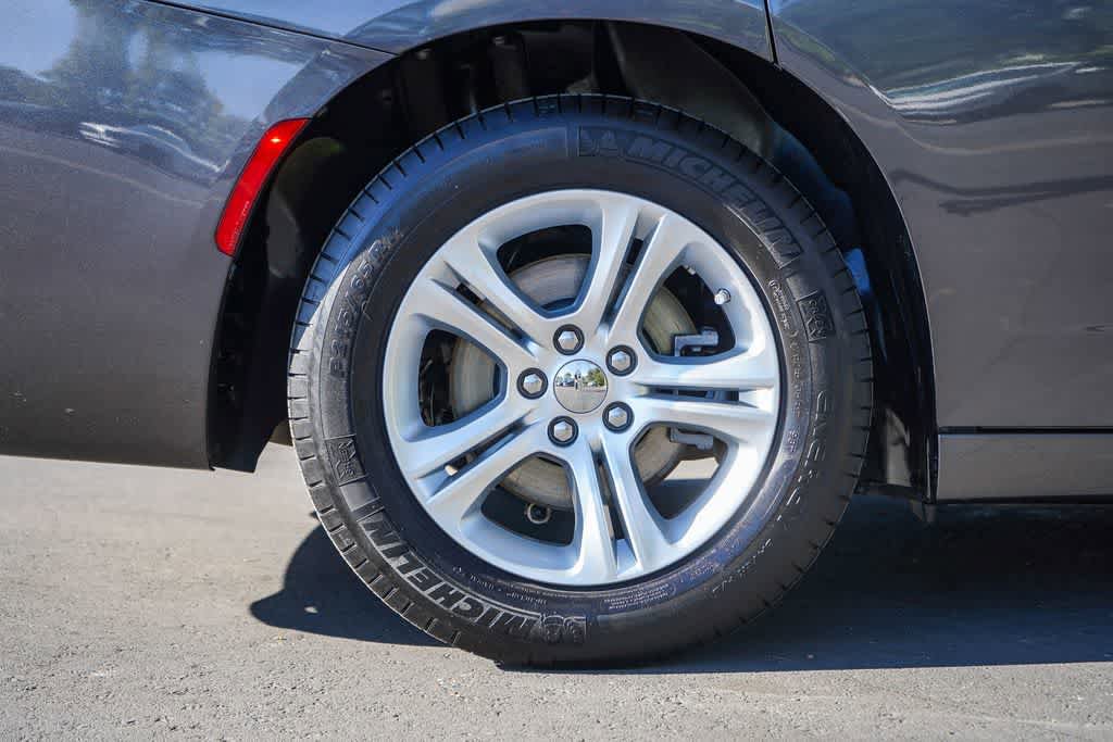Used 2023 Dodge Charger SXT RWD image 8