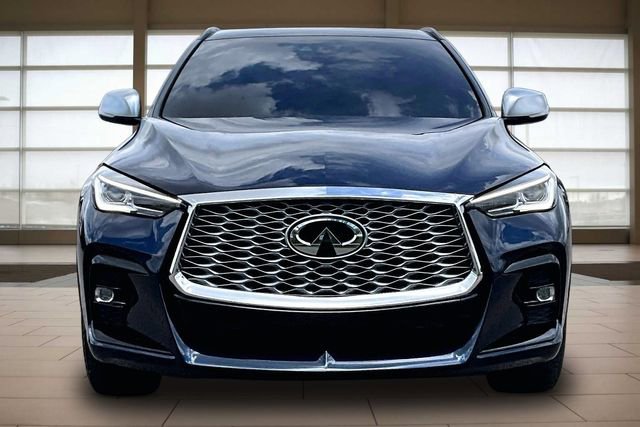 Certified 2025 INFINITI QX55 Luxe w/ Accent Package image 3