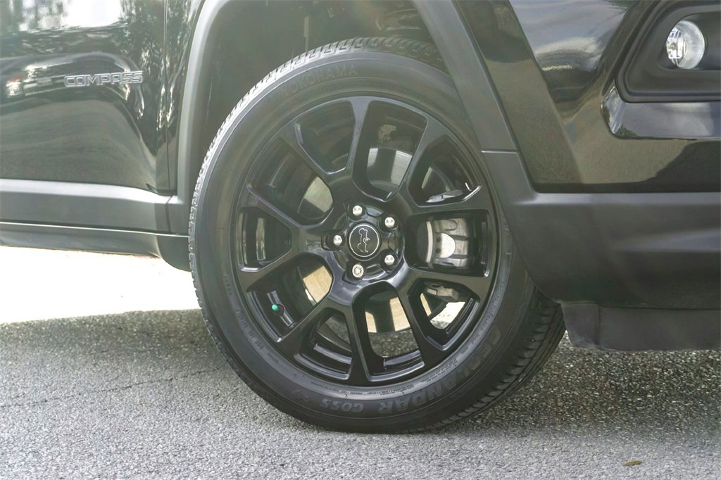 New 2025 Jeep Compass Latitude w/ Altitude Special Edition image 2