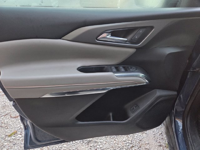 Used 2024 Chevrolet Traverse LT w/ LPO, Floor Liner Package FWD image 9