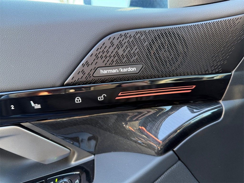 Certified 2026 BMW 530i xDrive w/ Premium Package image 30