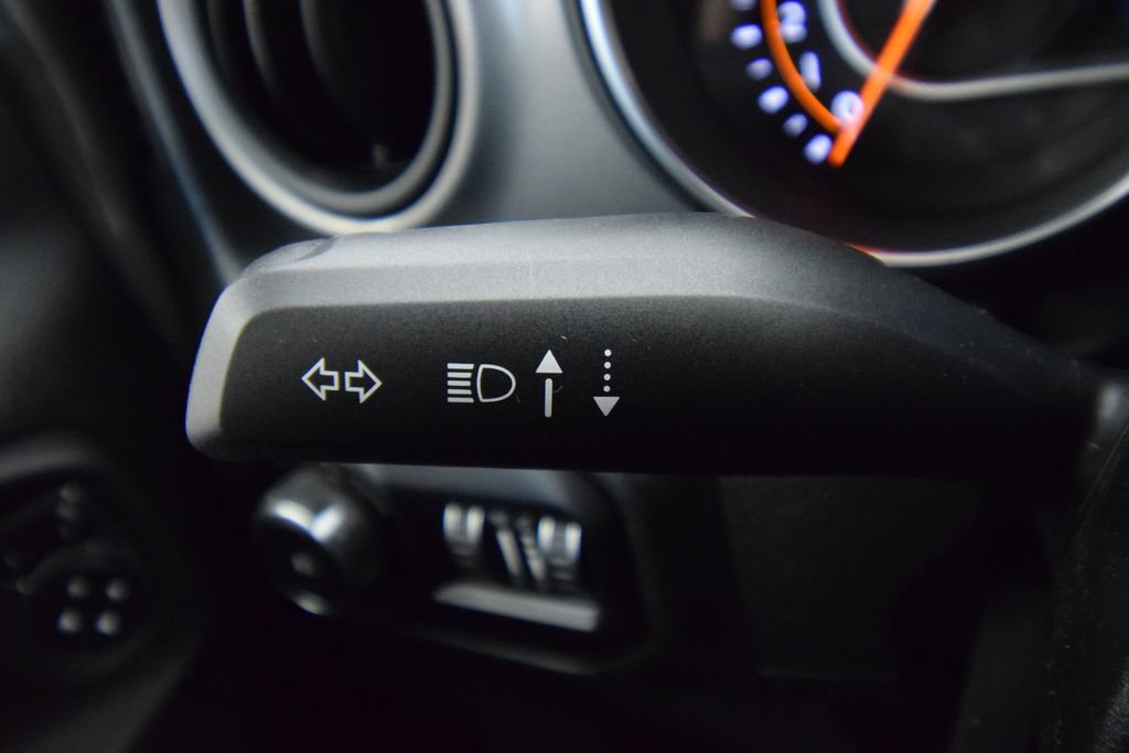 Used 2022 Jeep Wrangler Sport AWD/4WD image 25