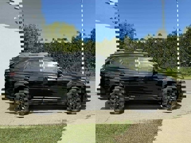 New 2025 Subaru Outback Onyx Edition XT image 2