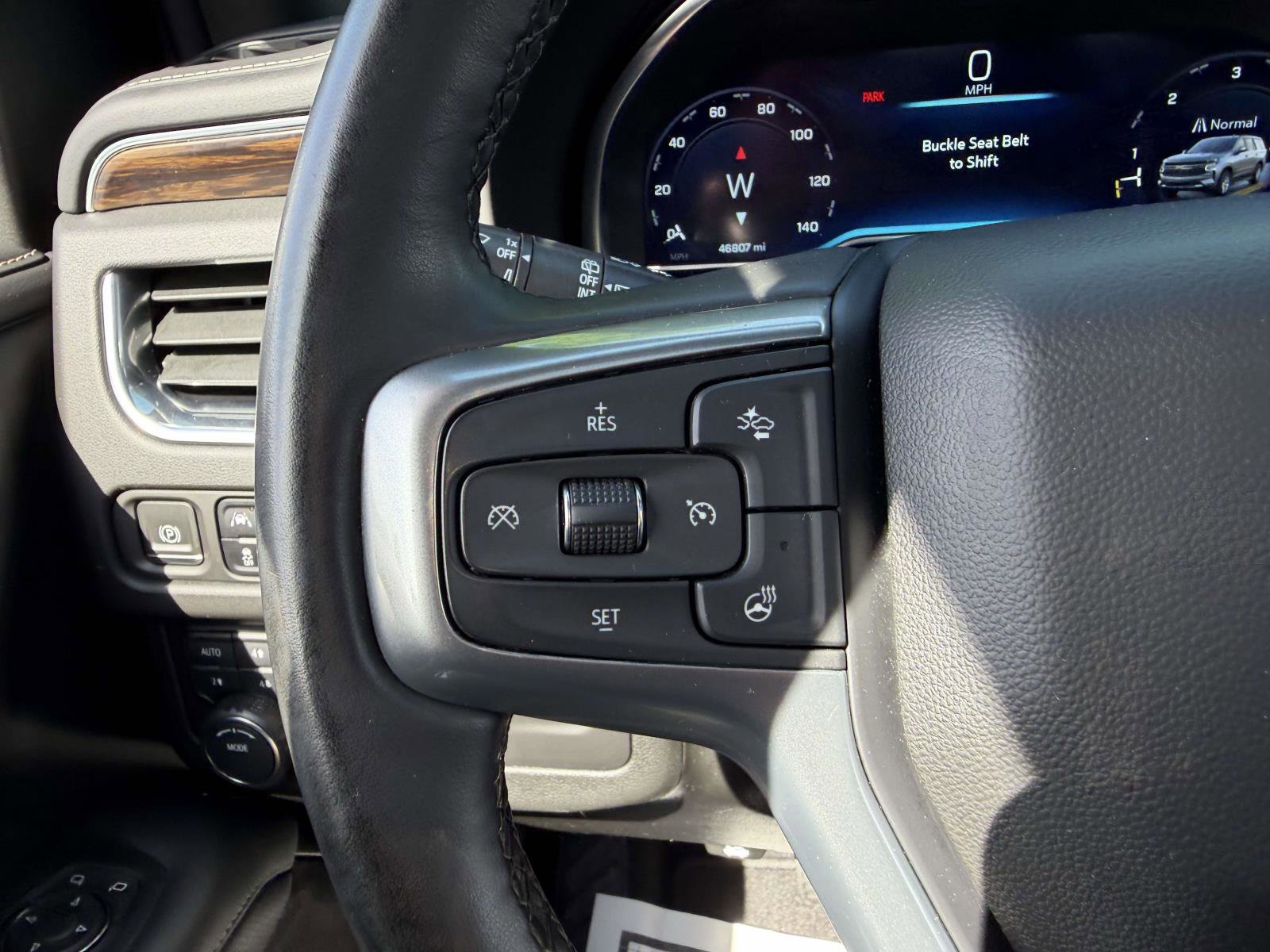 Used 2023 Chevrolet Tahoe Premier AWD/4WD image 23