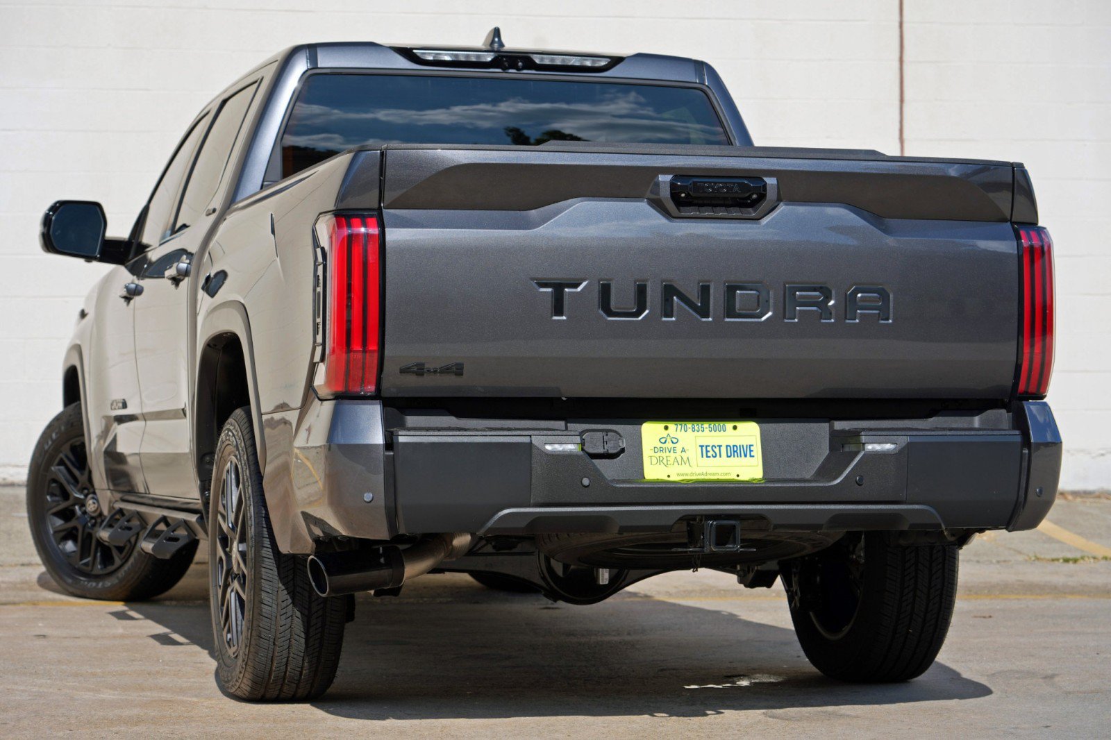 Used 2026 Toyota Tundra Limited AWD/4WD image 6