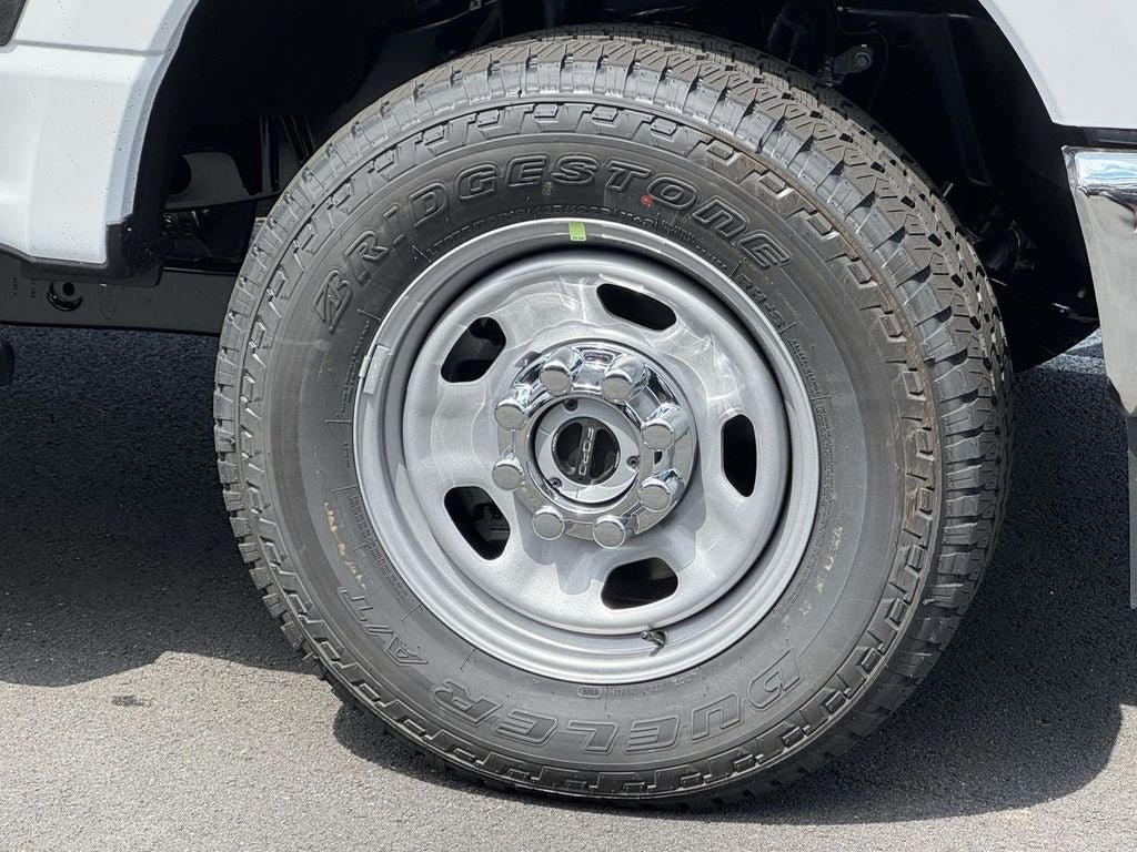 New 2026 Ford F350 XL w/ FX4 Off-Road Package AWD/4WD image 9