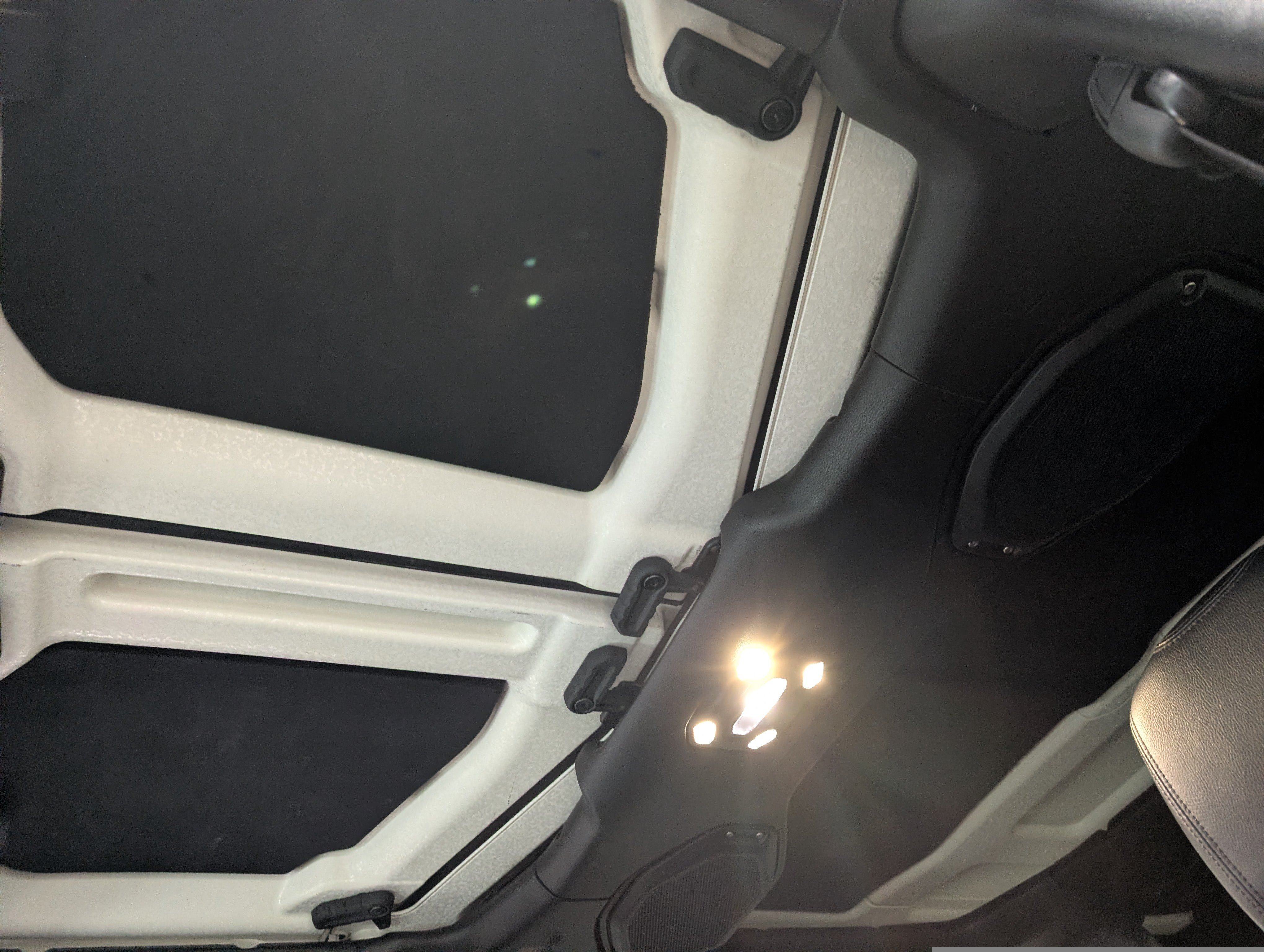 Used 2019 Jeep Wrangler Unlimited Rubicon AWD/4WD image 11