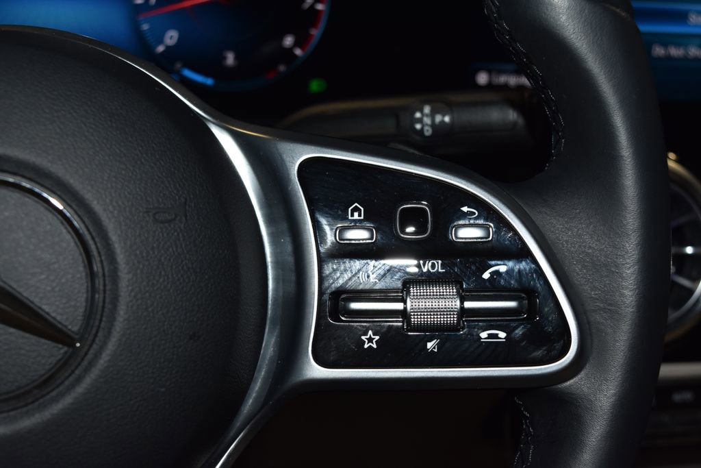 Used 2023 Mercedes-Benz GLA 250 image 11