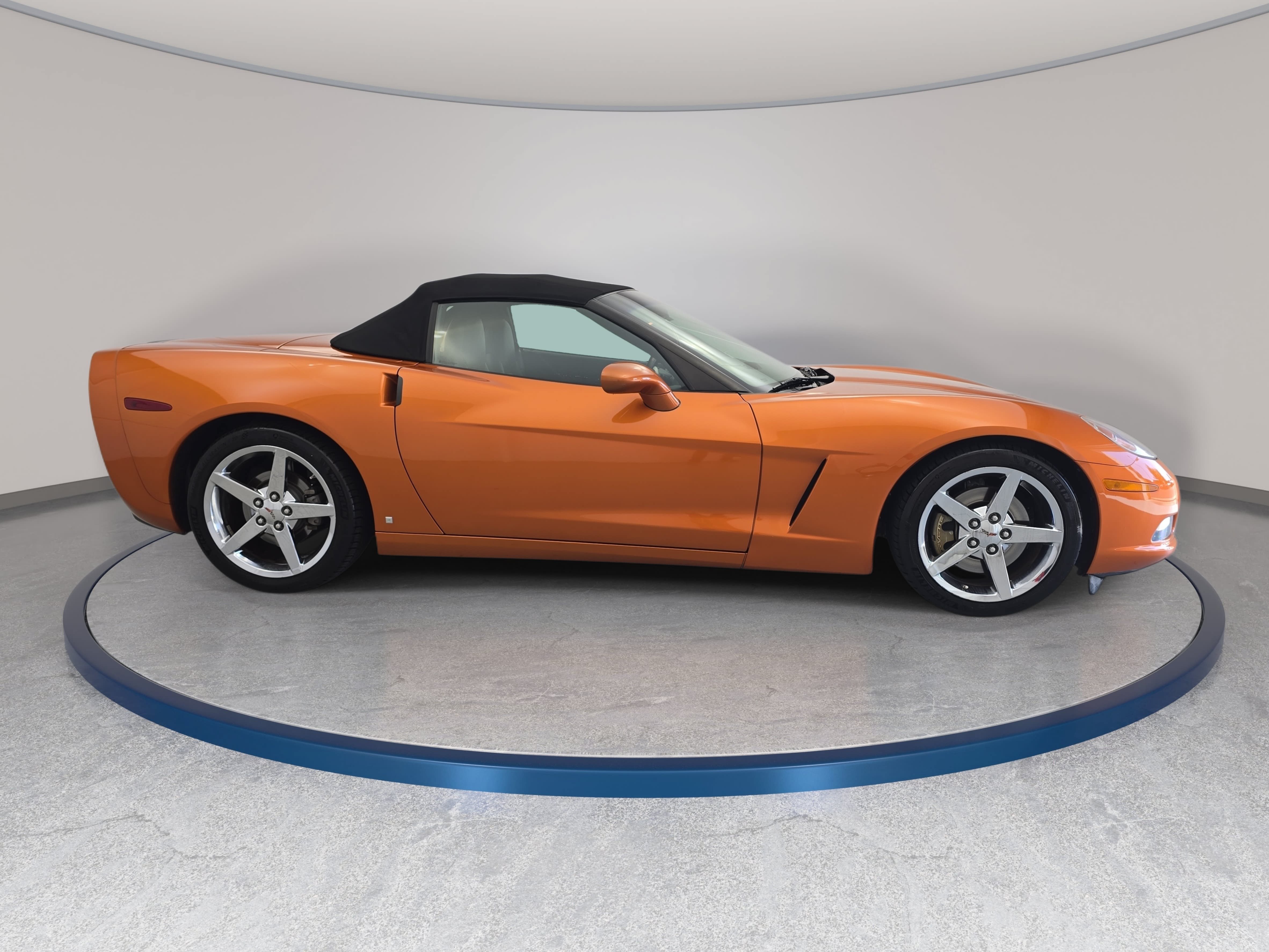 Used 2007 Chevrolet Corvette Convertible w/ Preferred Equipment Group RWD image 4