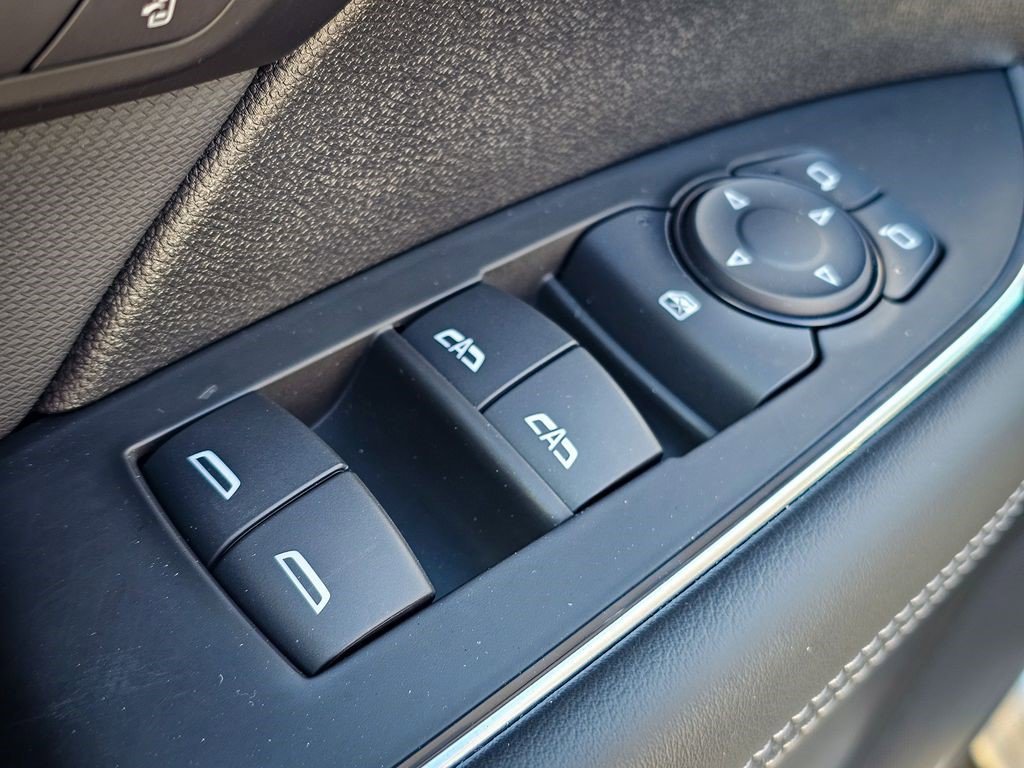 Certified 2025 Buick Envision Preferred image 11