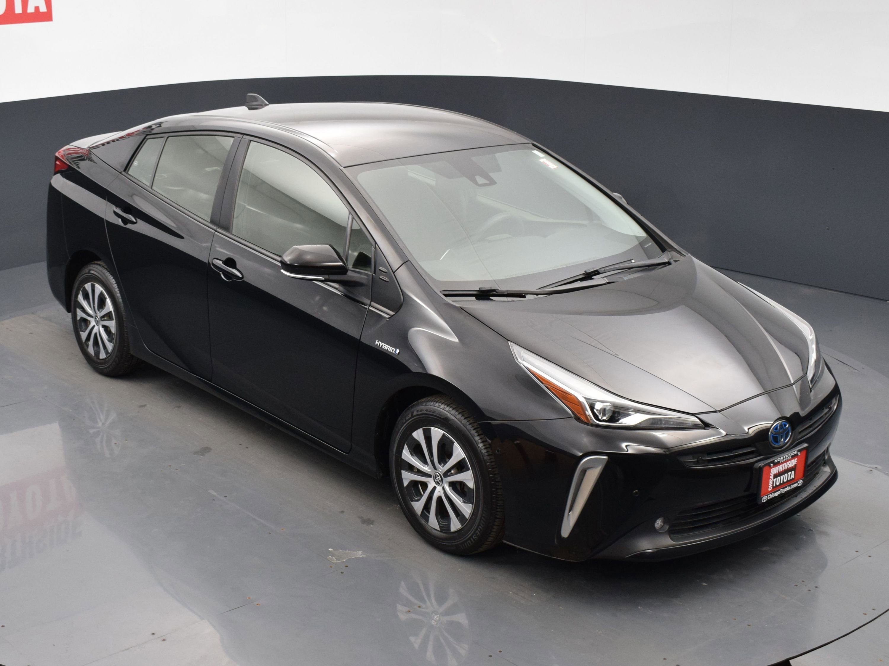 Used 2021 Toyota Prius LE image 22