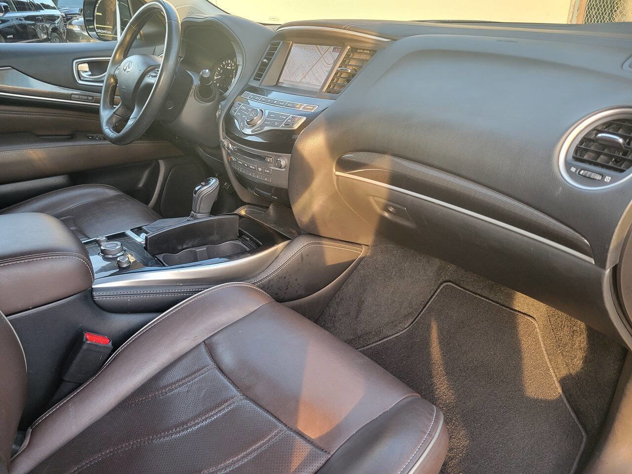 Used 2016 INFINITI QX60 FWD w/ Premium Plus Package image 9