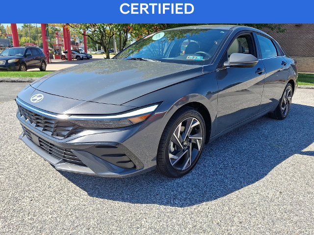 Certified 2025 Hyundai Elantra Limited FWD image 3