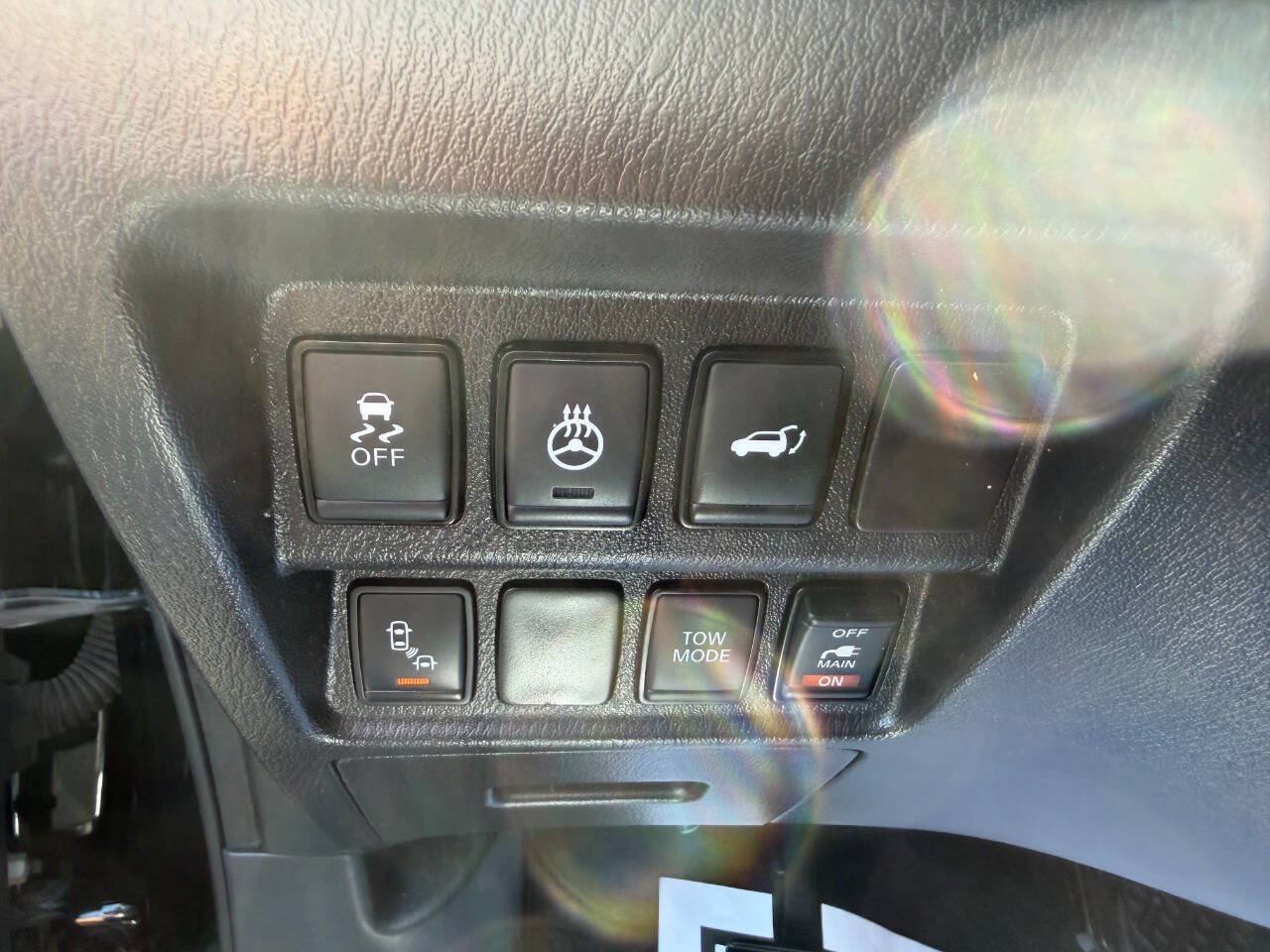 Used 2018 Nissan Pathfinder SL w/ SL Premium Package AWD/4WD image 12