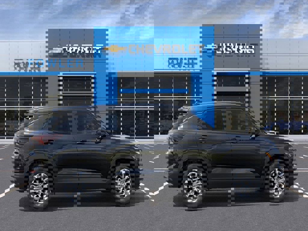 New 2026 Chevrolet TrailBlazer LS w/ LPO, Blackout Package image 5