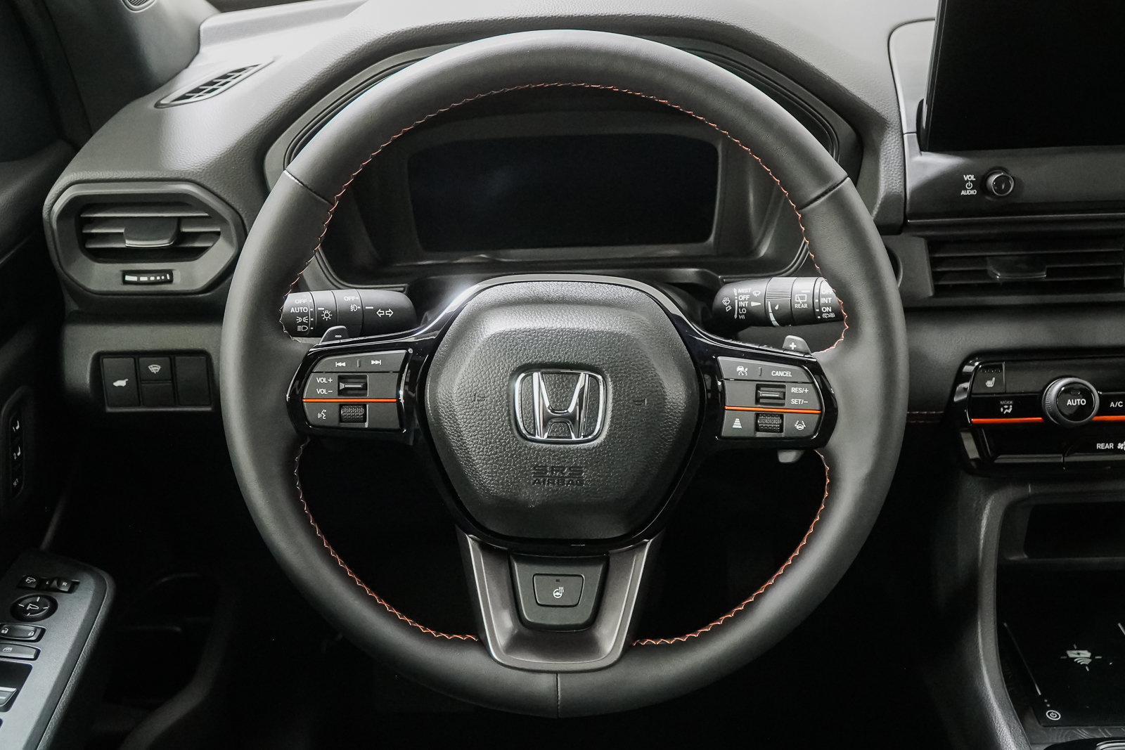 New 2026 Honda Pilot TrailSport image 18