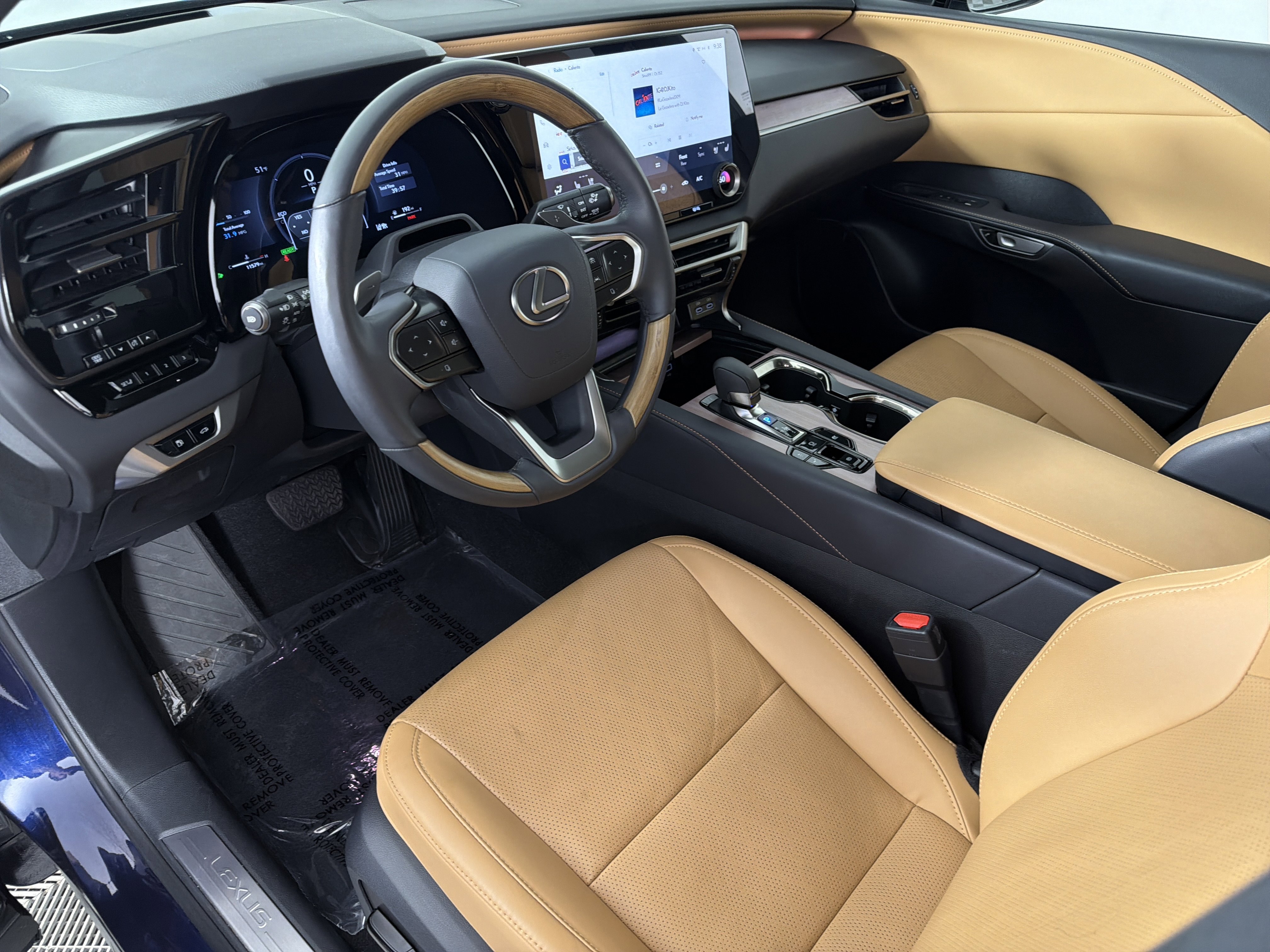 Used 2025 Lexus RX 350 w/ Convenience Package AWD/4WD image 17