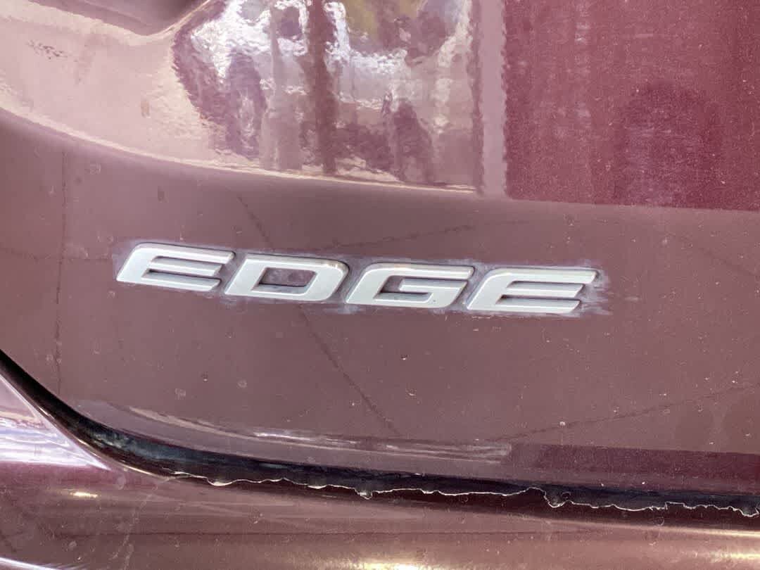 Used 2020 Ford Edge SEL AWD/4WD image 11