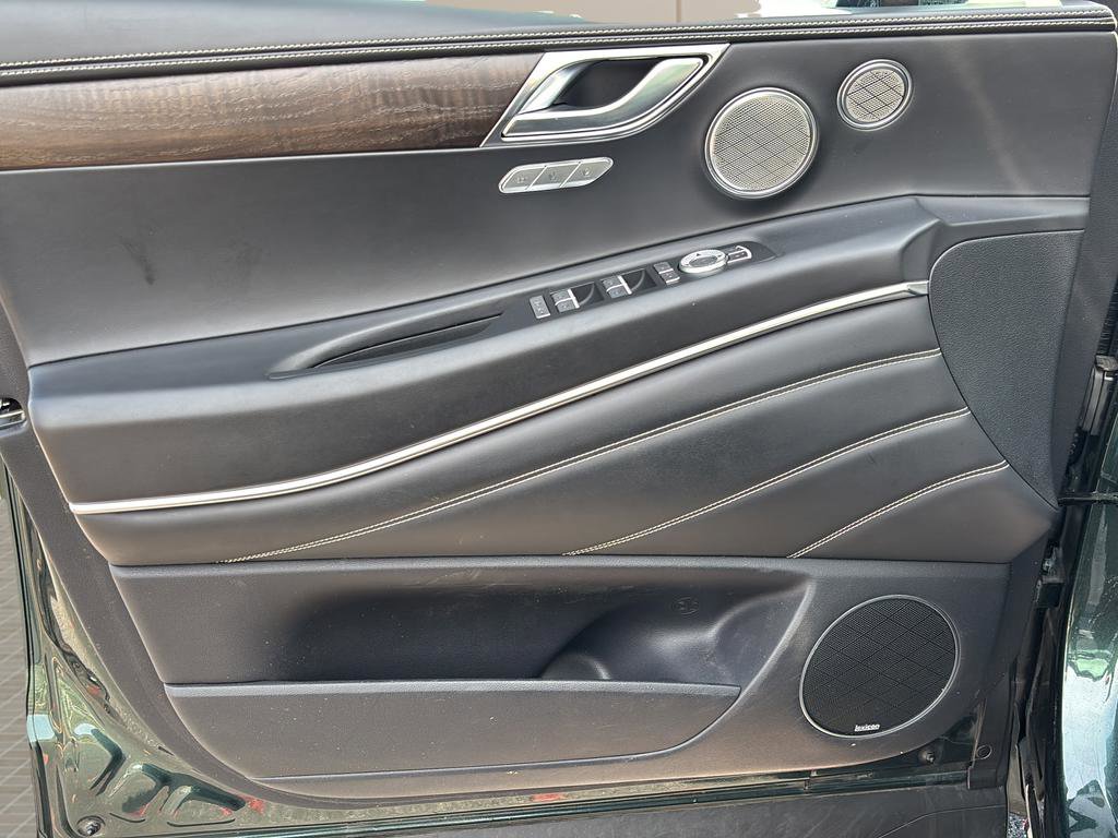 Used 2023 Genesis GV80 2.5T w/ Prestige 20" Package image 16