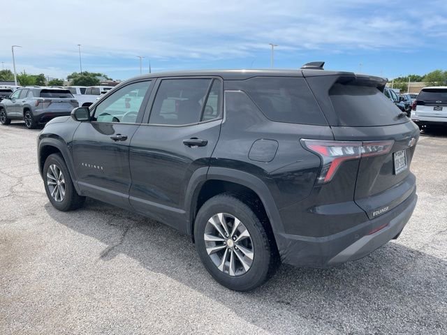 Used 2026 Chevrolet Equinox LT image 3