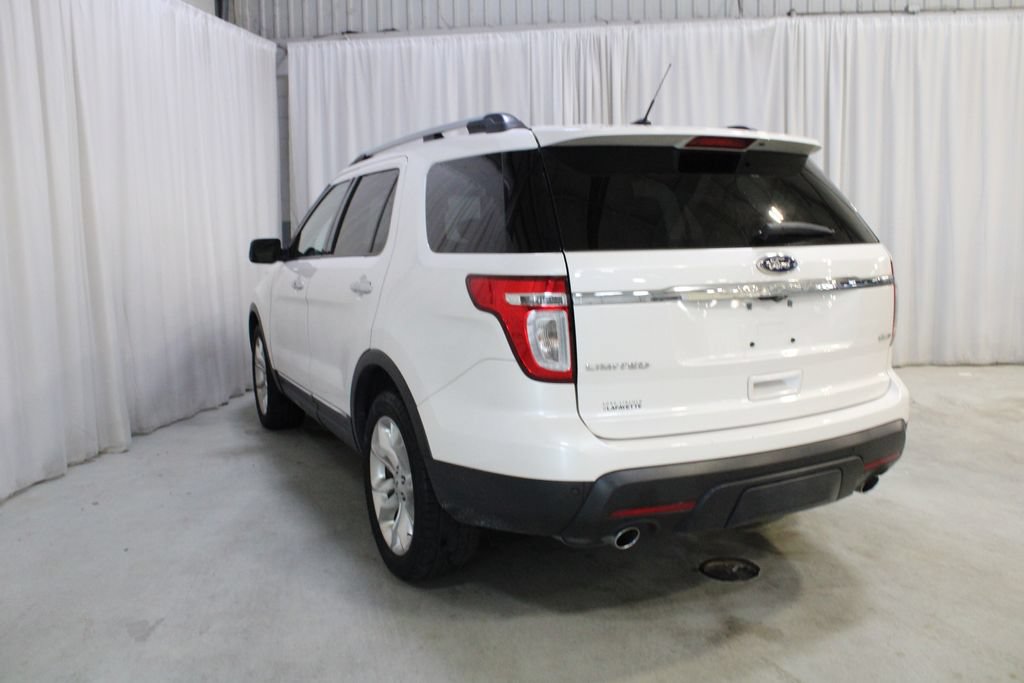 Used 2015 Ford Explorer Limited w/ Equipment Group 302A AWD/4WD image 25