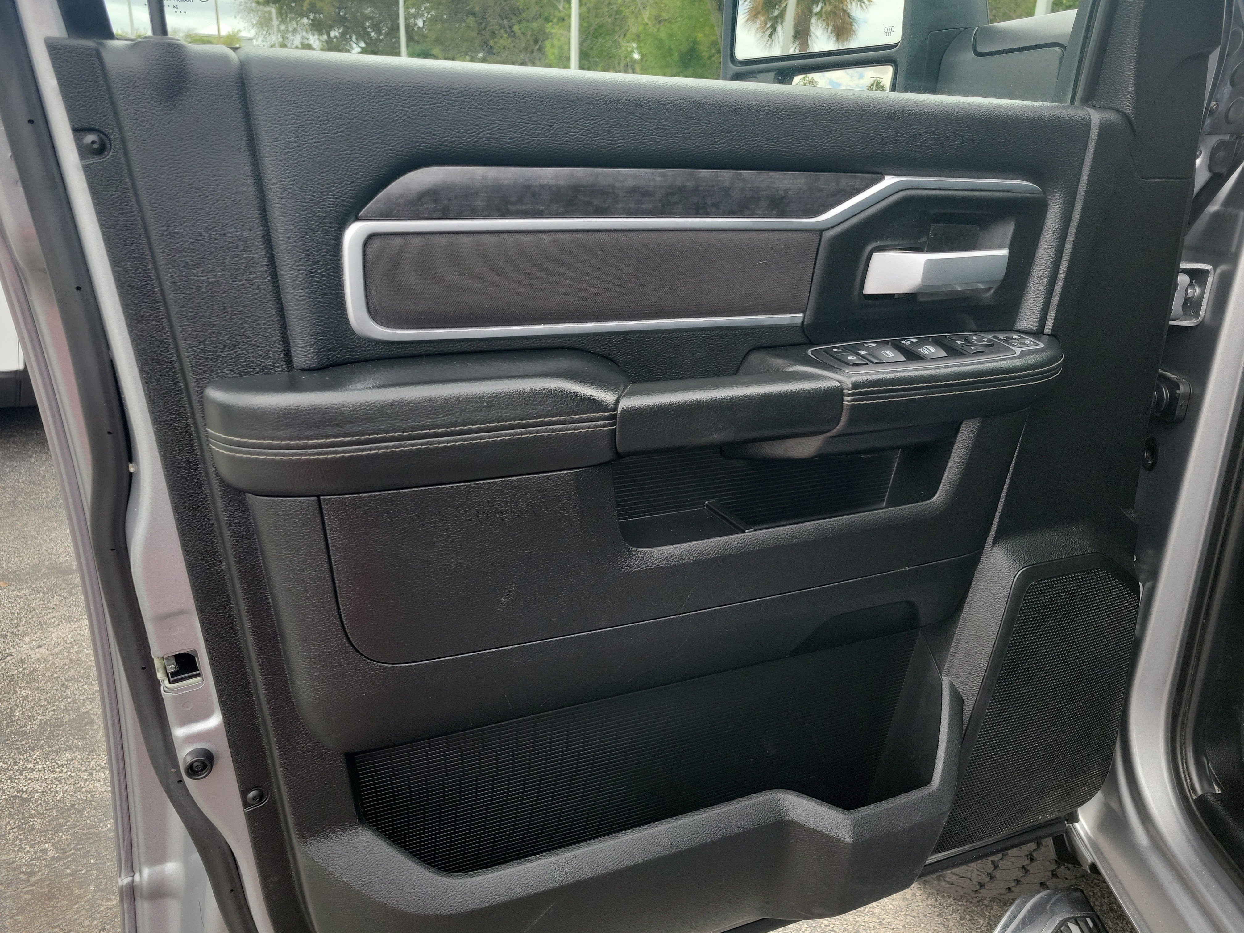 Used 2024 RAM 2500 Big Horn image 26