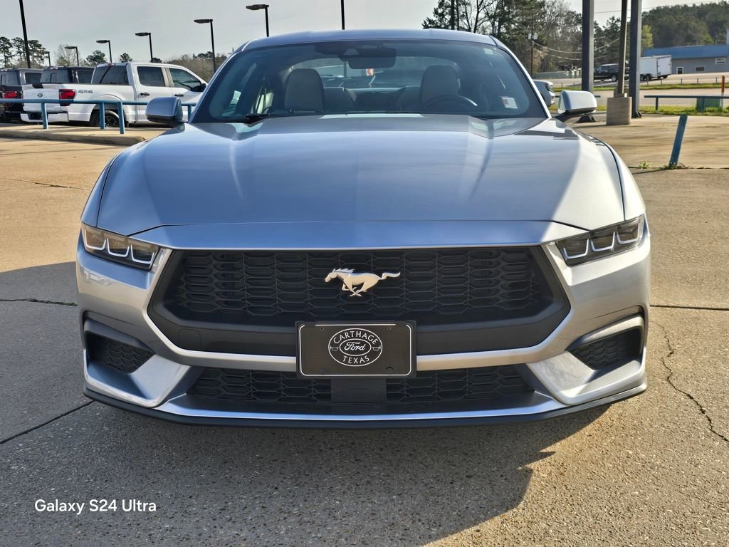 Used 2024 Ford Mustang EcoBoost image 7