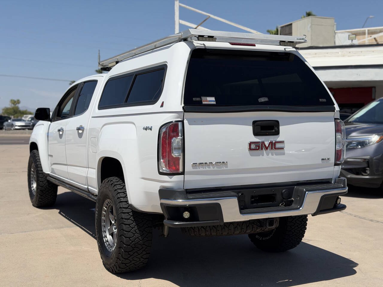 Used 2015 GMC Canyon SLT AWD/4WD image 9