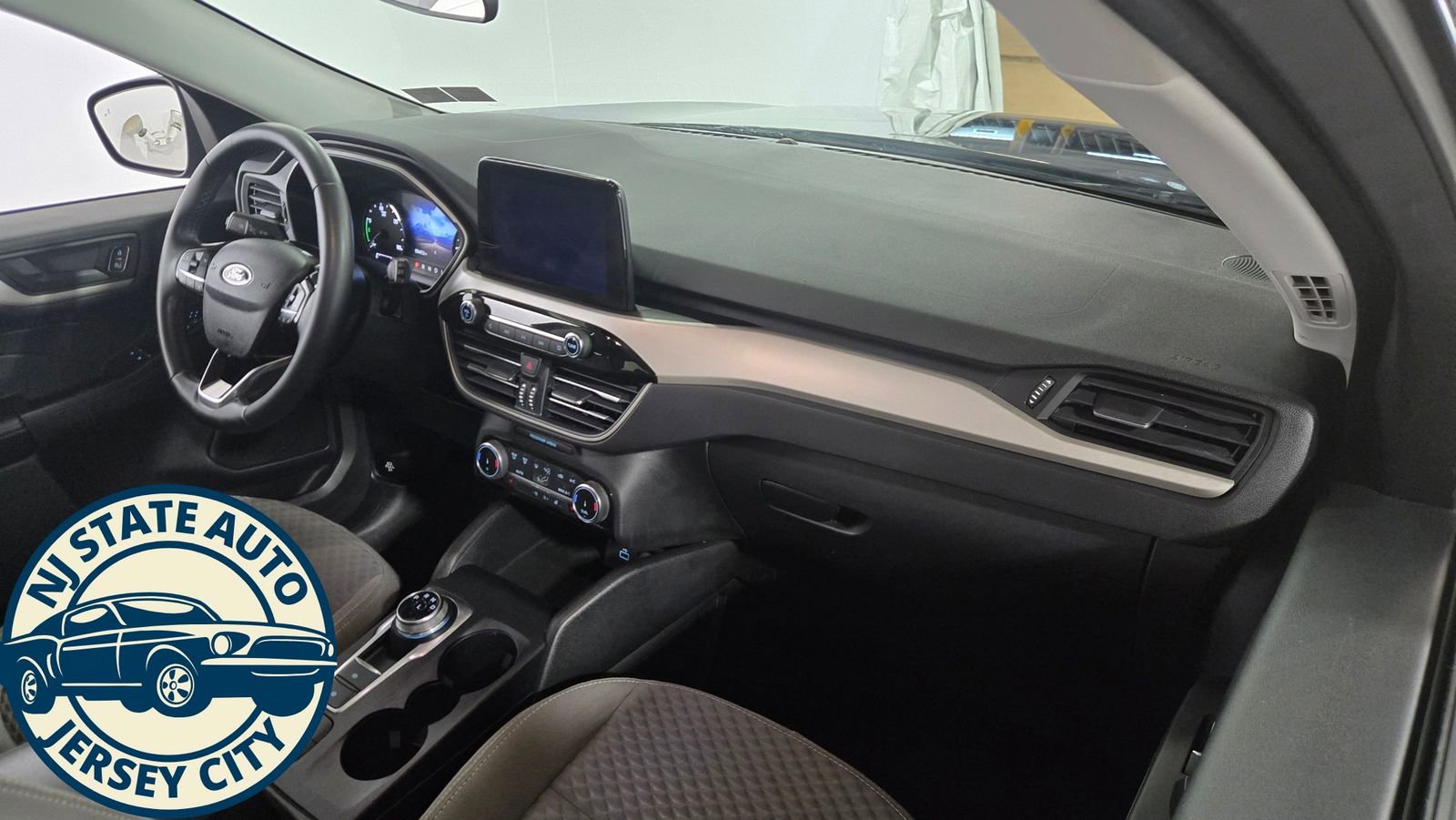 Used 2022 Ford Escape SE w/ Convenience Package image 37