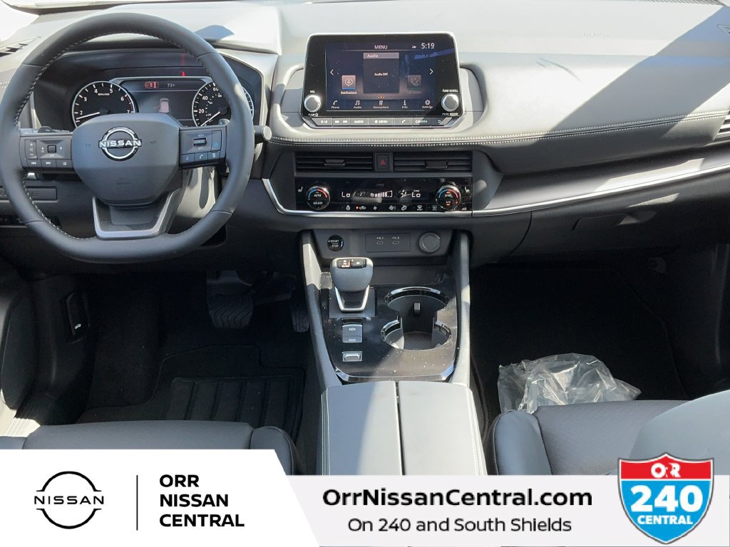 New 2027 Nissan Rogue Dark Armor FWD image 15