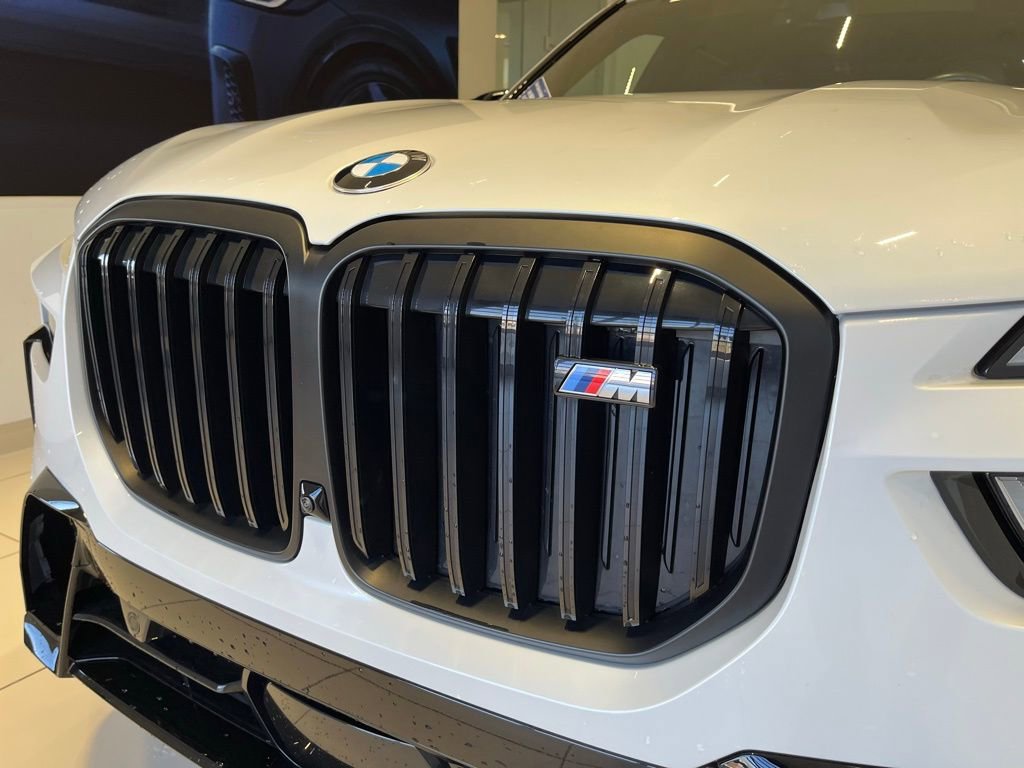 Used 2024 BMW X7 M60i w/ Executive Package AWD/4WD image 13