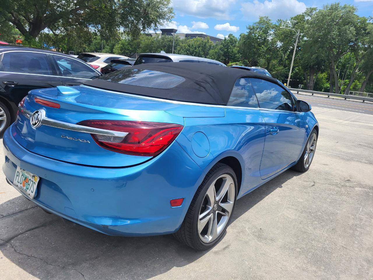Used 2017 Buick Cascada Sport Touring FWD image 23