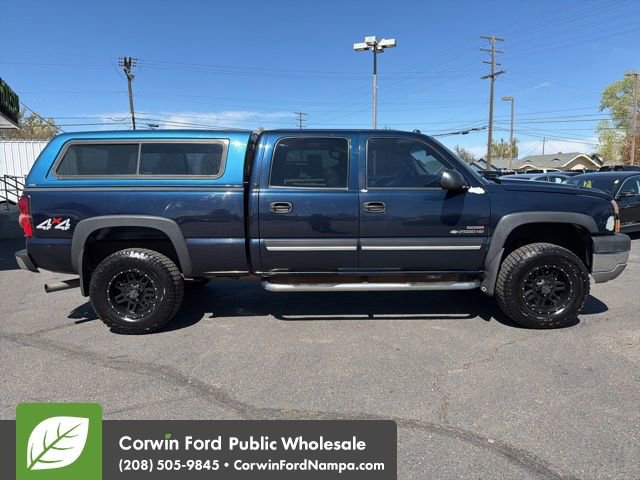 Used 2005 Chevrolet Silverado 2500 LT w/ Heavy-Duty Power Package image 4