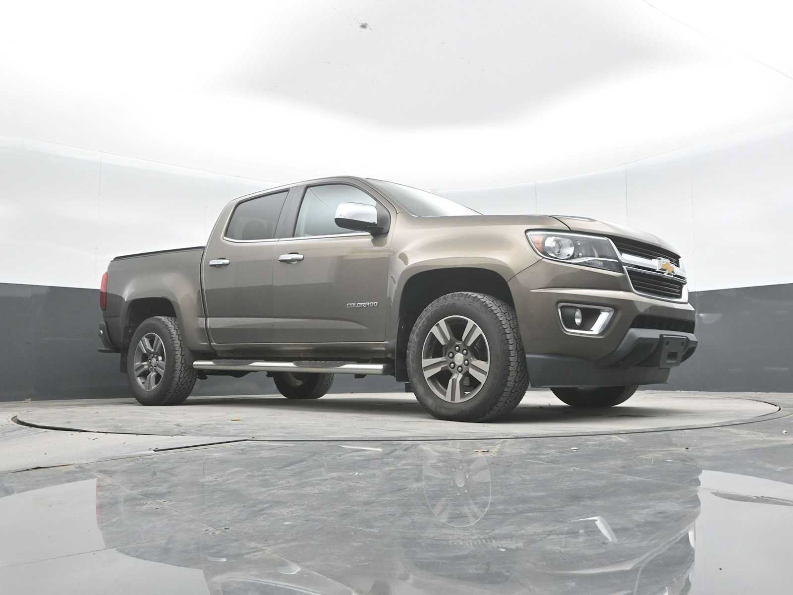 Used 2016 Chevrolet Colorado LT w/ Luxury Package, Chrome AWD/4WD image 28