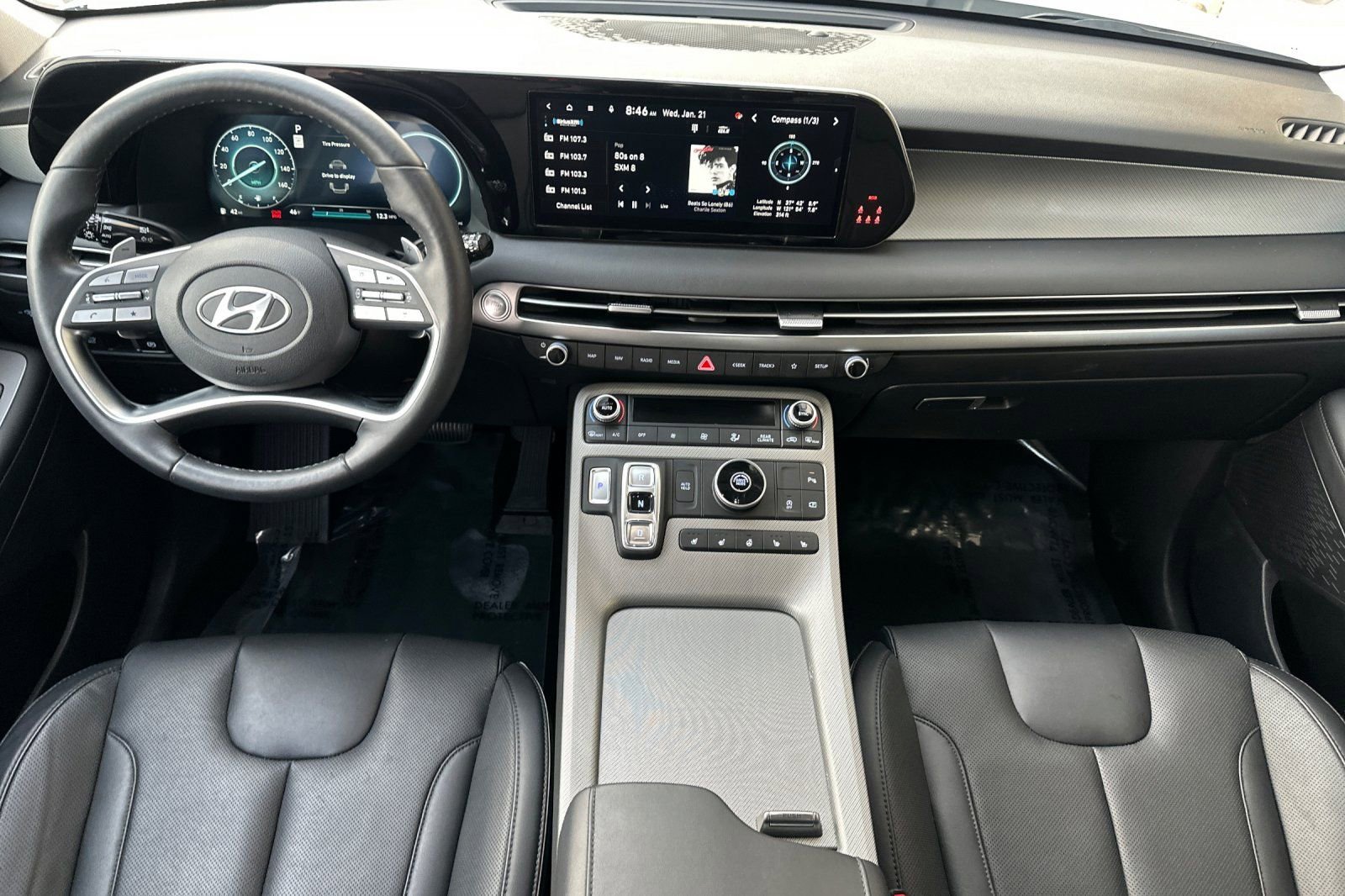 Used 2024 Hyundai Palisade SEL w/ Premium Package image 16