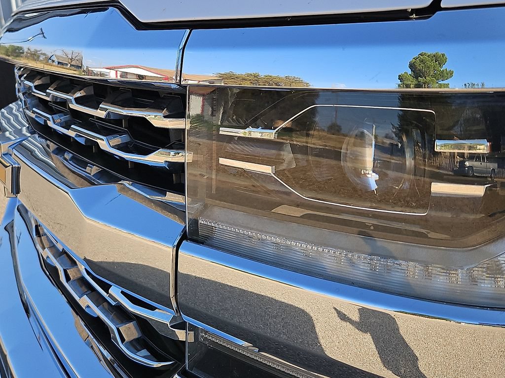 Used 2018 Chevrolet Silverado 1500 LTZ w/ Texas Edition AWD/4WD image 14