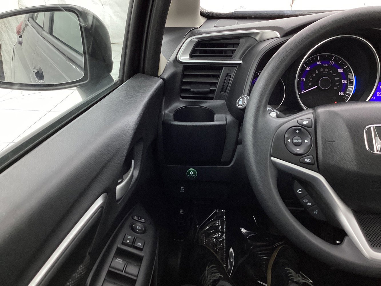 Used 2015 Honda Fit EX image 33