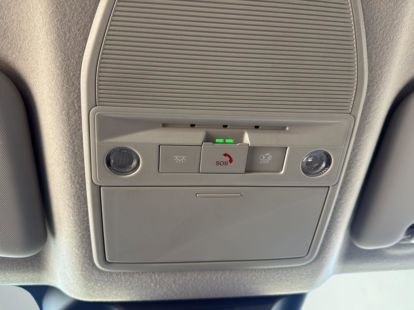 New 2026 Nissan Kicks SR w/ Cold Weather Package image 18