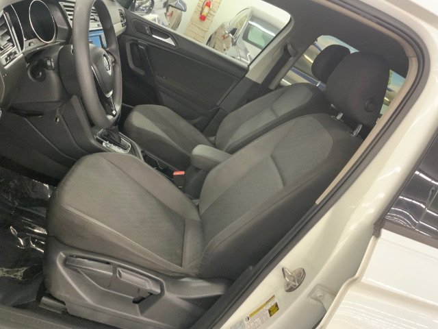 Used 2019 Volkswagen Tiguan S image 10