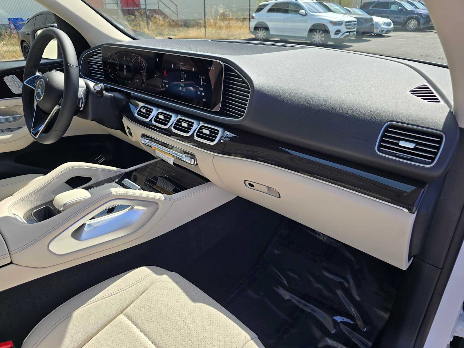 New 2026 Mercedes-Benz GLE 450e 4MATIC image 10