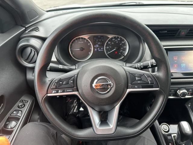 Used 2019 Nissan Kicks S FWD image 23