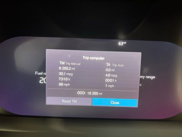 Used 2025 Volvo S60 T8 Ultra AWD/4WD image 11