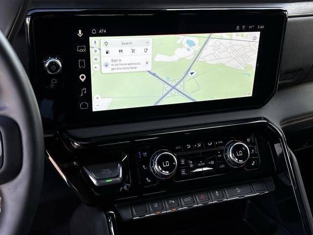 Used 2025 GMC Sierra 2500 AT4 w/ AT4 Premium Plus Package image 16